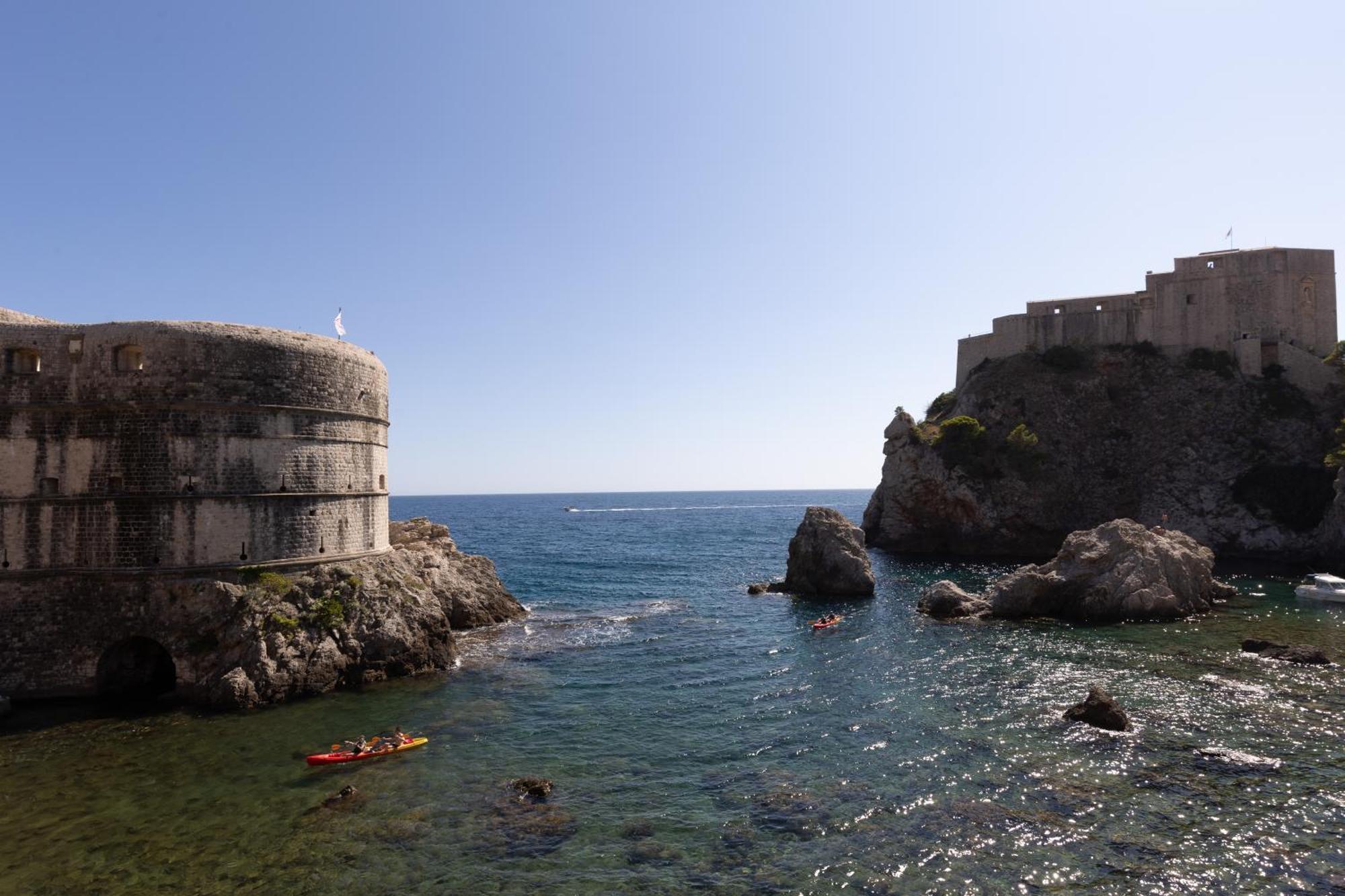 Seistanca Lux -Old City Entrance Dubrovnik Exterior photo